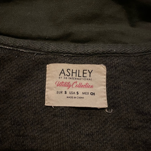 Cargo Jacket - Picture 3 of 4